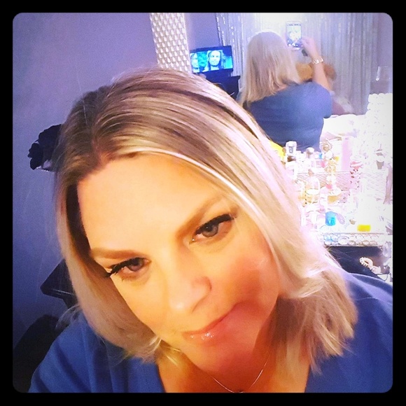 Meet your Posher, Elizabeth - Picture 1 of 1